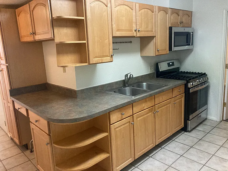 1713 E Arrowhead Ave #A — Photo 17