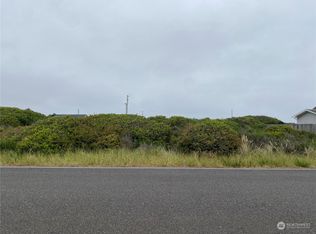 1046 Ocean Shores Blvd, Ocean Shores, WA 98569