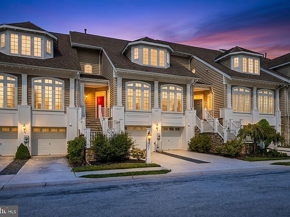 2nd image of 8741 Lake Edge Dr