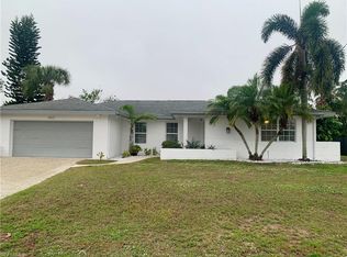 4697 25th Ct SW, Naples, FL 34116