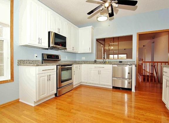 3rd image of 1676 Skywood Ln