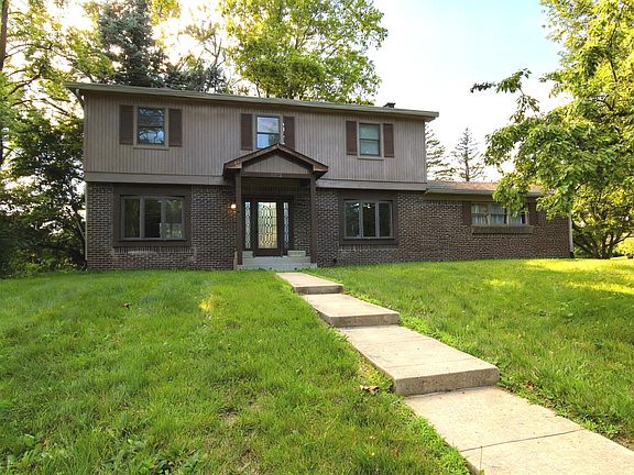 2nd image of 650 Rayham Ct