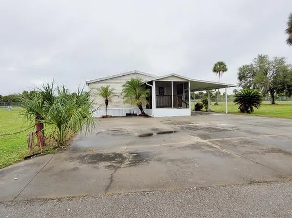 809 Yacht Club Way, Moore Haven, FL 33471