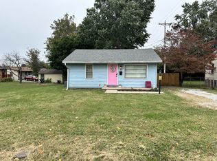 204 N Wooldridge Rd, Hopkinsville, KY 42240