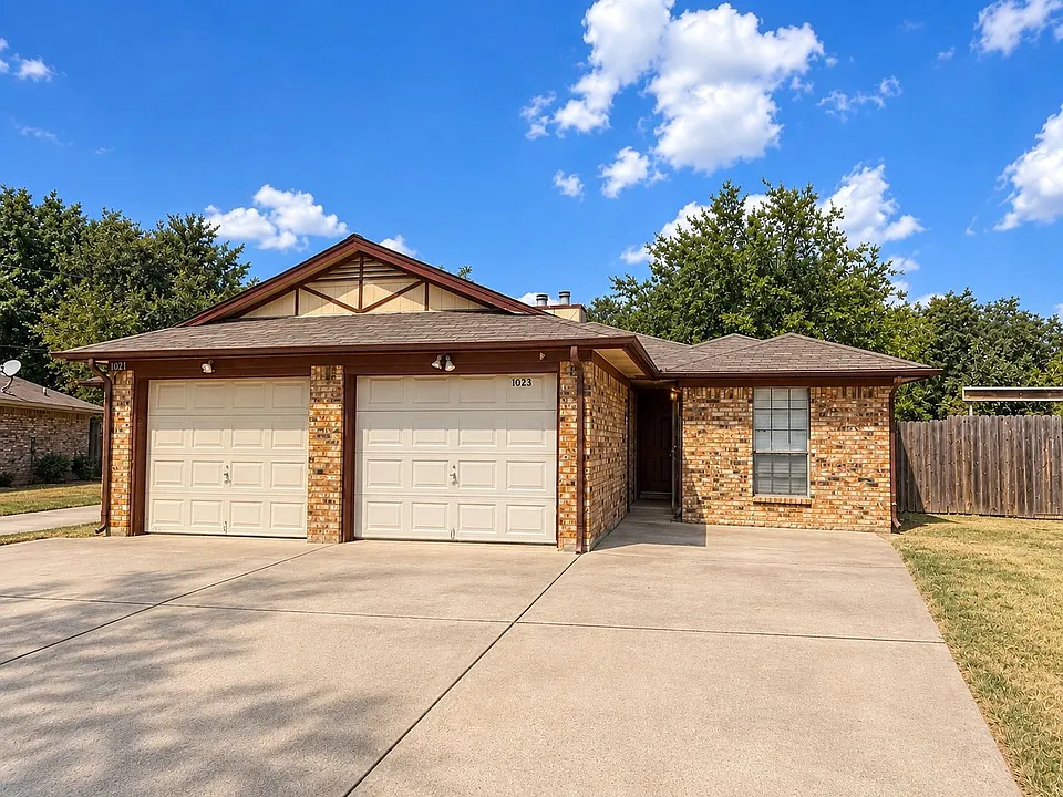 1021-1023 Vera Ct