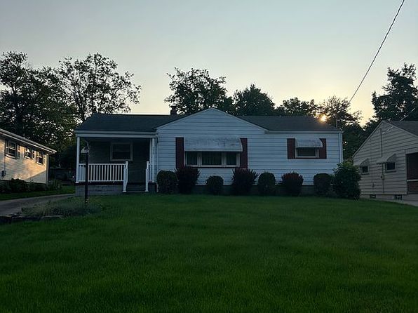 230 W Hopewell Dr