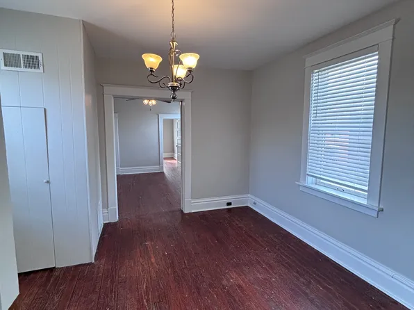 2610 Allen Ave, Saint Louis, MO 63104