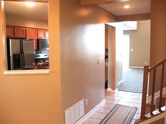 3rd image of 4254 Fieldsedge Dr