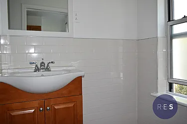 Rented by RES New York