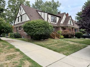 1622 Crooks Rd., Royal Oak, MI 48067