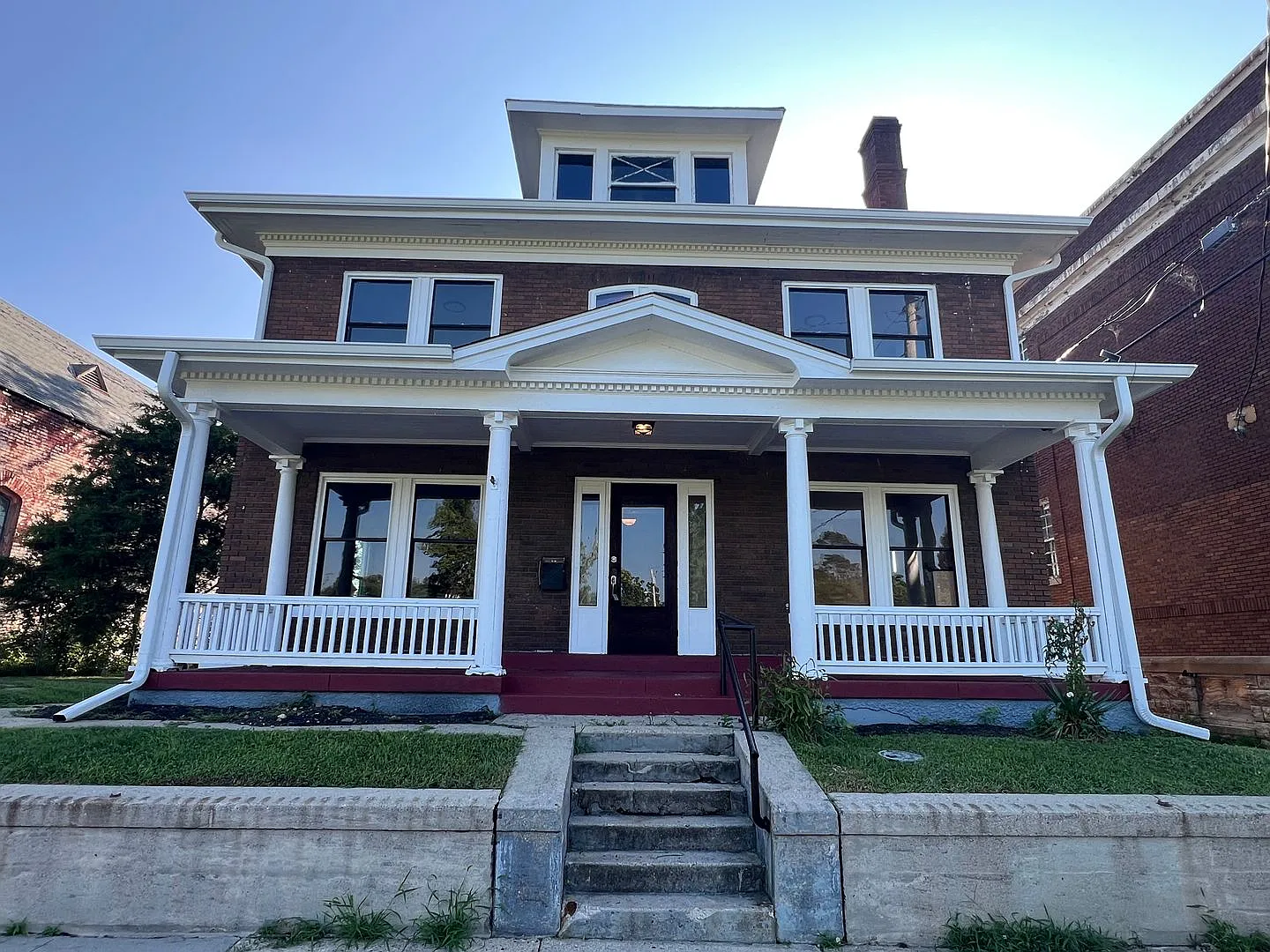 For Rent Spacious 4-Bedroom Home In Dayton! — Photo 3
