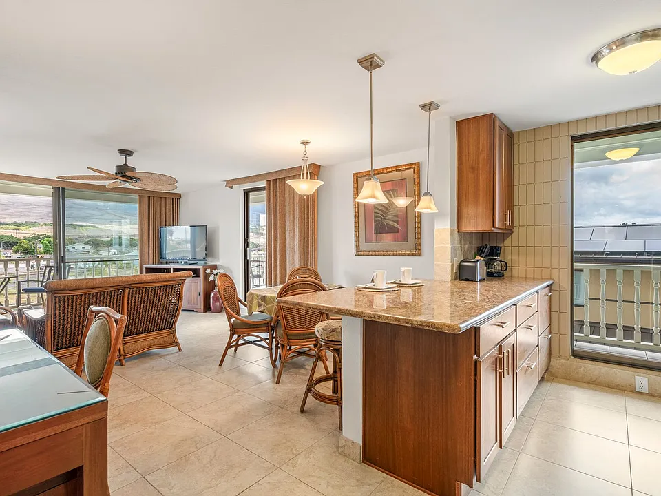 475 Front St #302