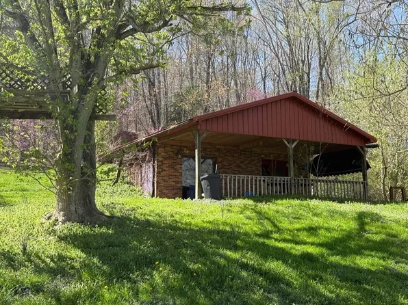 359 Spring Hollow Rd, Salt Lick, KY 40371