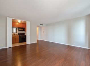 851 N Lasalle St #608, Chicago, IL 60610
