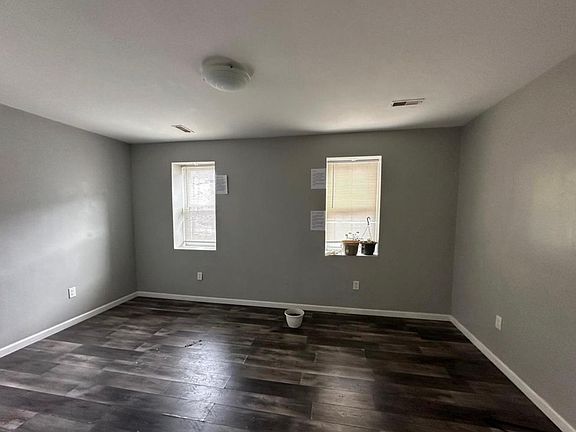3rd image of 2108 Ridge Ave APT C