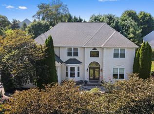 4 Wellsville Ln, Avondale, PA 19311