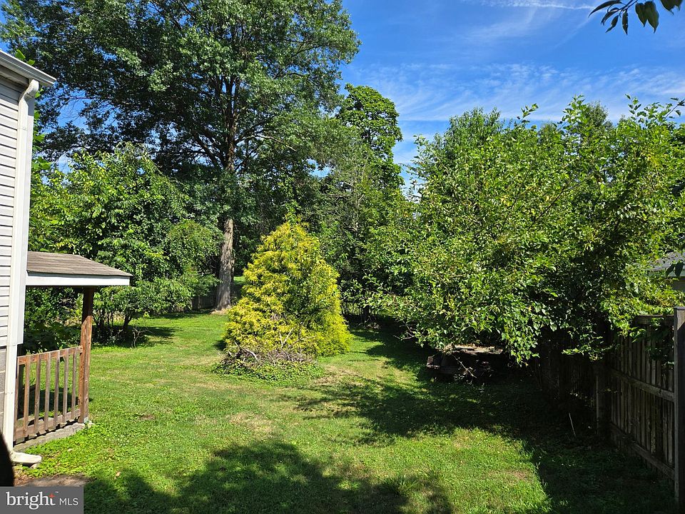 2nd image of 15622 Bond Mill Rd