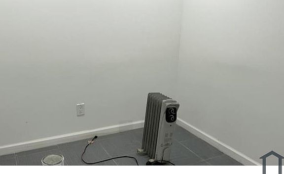 2nd image of 29 Holland Ave #3