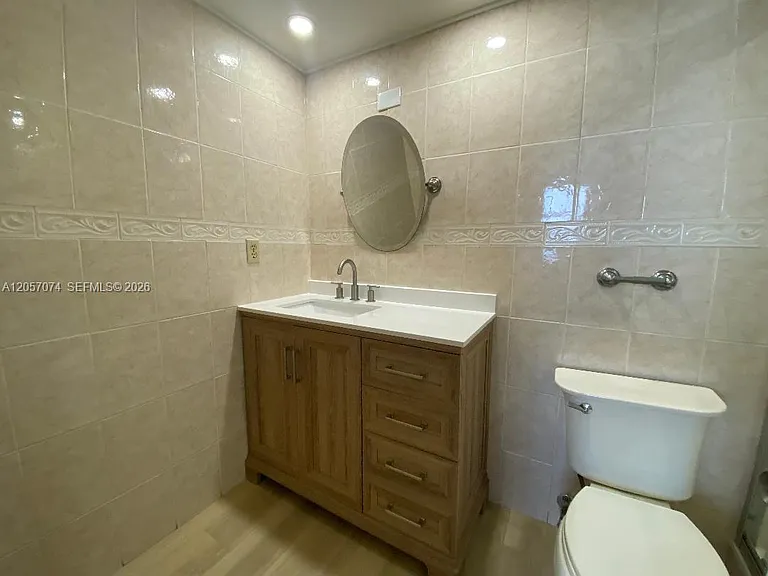401 SE 3rd St #405 — Photo 15
