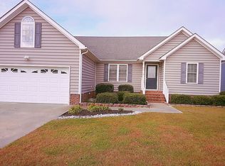 518 Millbrooke Cir, Elizabeth City, NC 27909