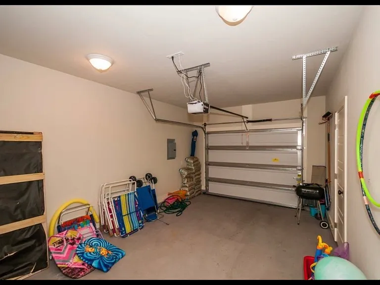23 Mirage Way — Photo 16