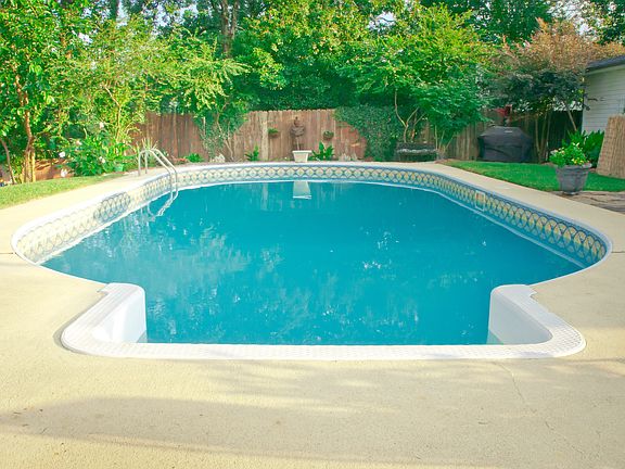 Pool 18 x 36