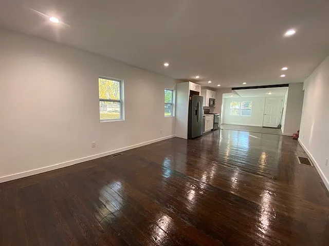 222 S Home St — Photo 13