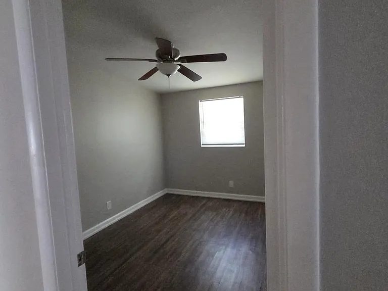 3818 Everglades Rd — Photo 17