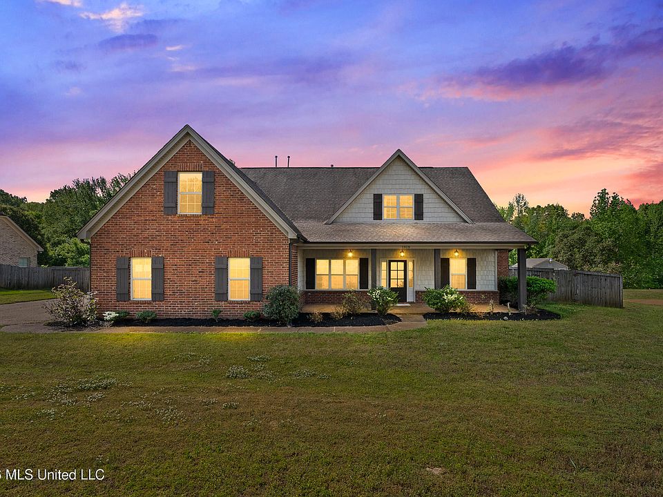1st image of 1919 Shady Wind Dr
