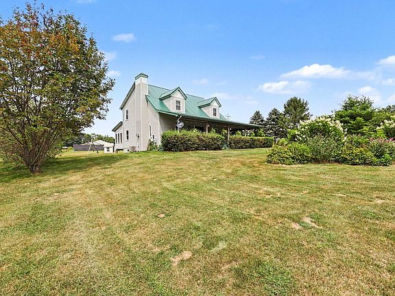 2nd image of 15560 Wheaton Rd
