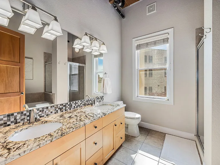 261 Pine St #108 — Photo 13