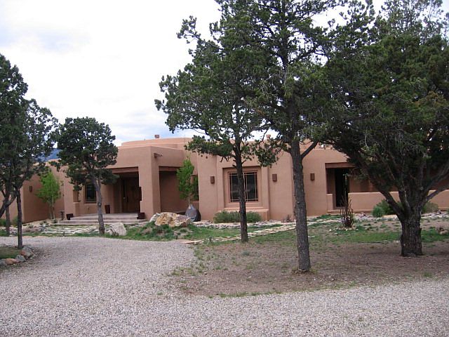 1st image of 162 Copper Vista Ln