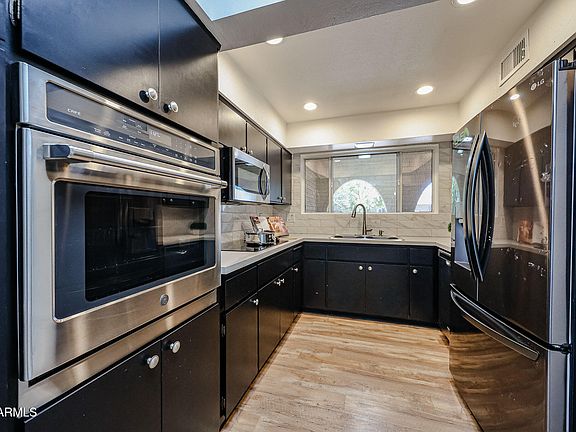 2nd image of 4135 W BERYL Avenue