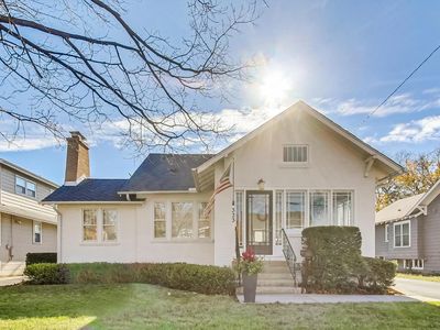 333 W Main St, Barrington, IL, 60010