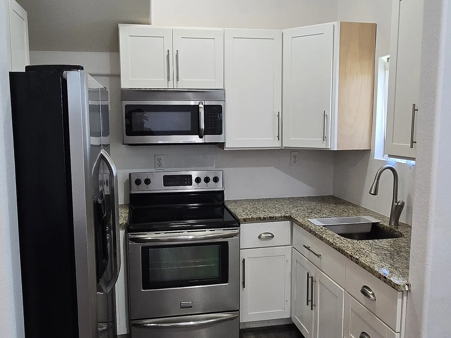 2607 Patna Dr — Photo 3