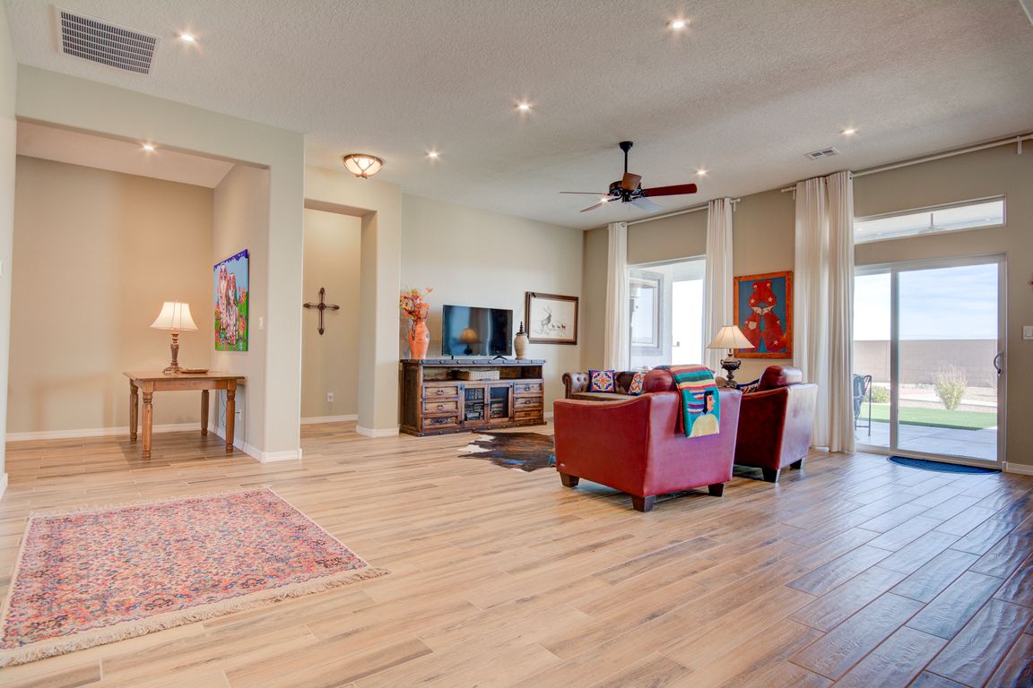 next background image