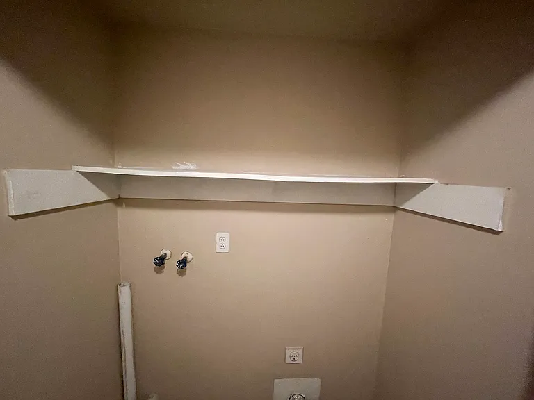 1517 Jupiter Ave — Photo 7