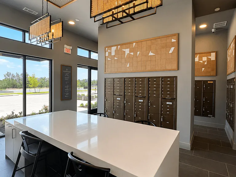 Package & Mail Center