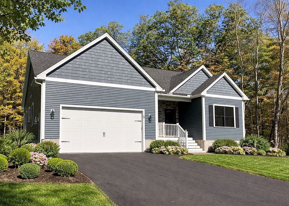 1st image of 28 Spring St