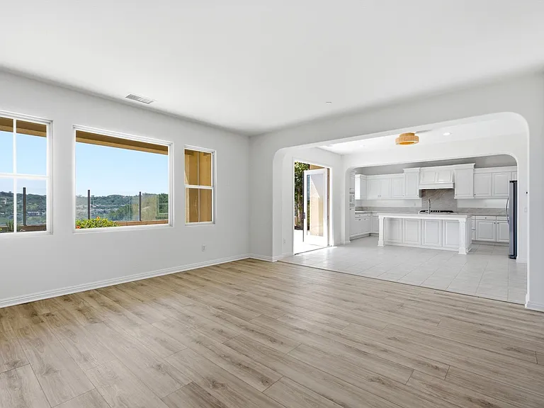 40 Paseo Lerida — Photo 14