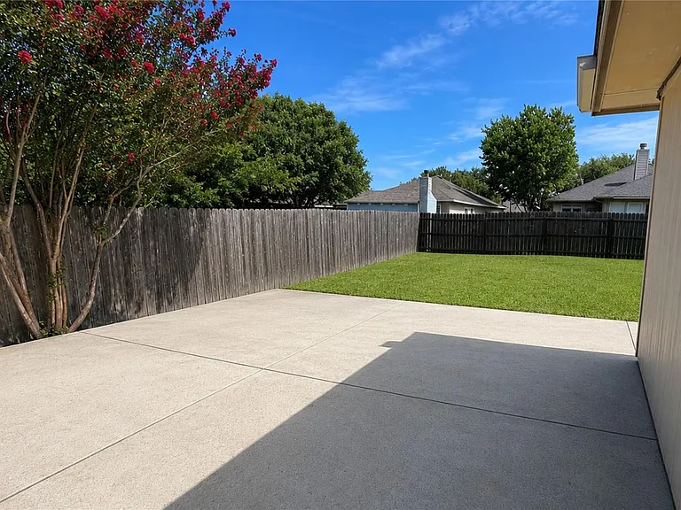 108 Warner Bnd — Photo 23