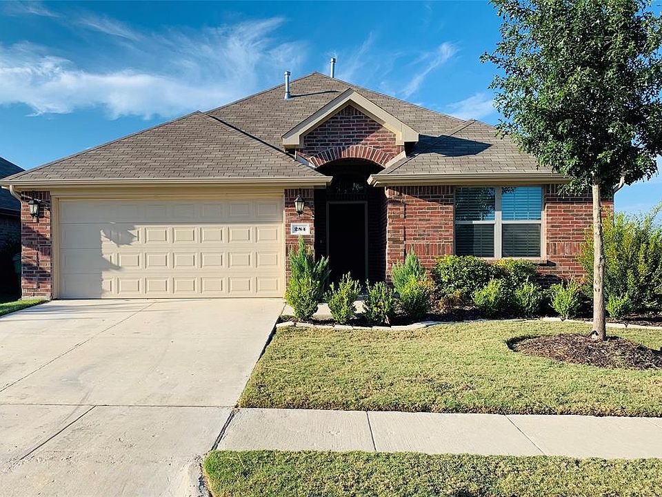 1st image of 284 Hawthorn Dr