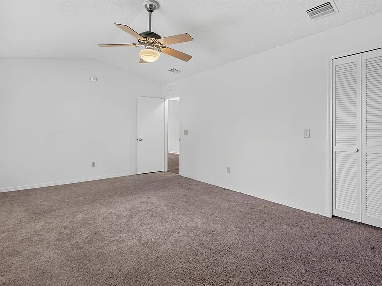 1445 Classic Oak Rd W — Photo 21