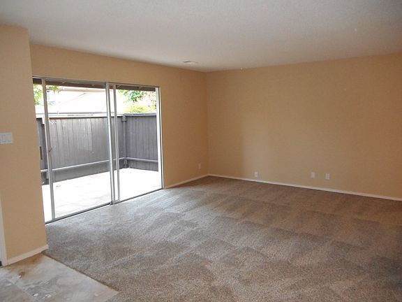 5th image of 3443 Willis Dr