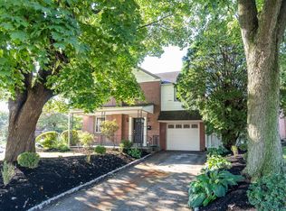 544 W Chester Pike, Havertown, PA 19083