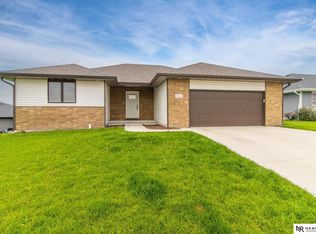 2200 Fairway Dr, Crete, NE 68333