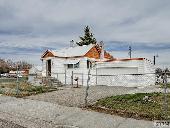 2nd image of 1178 Cassia Ave