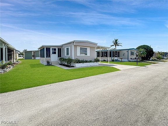 4th image of 320 Domingo Dr