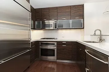 Rented by C Land Realty Co.