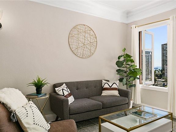 3rd image of 140 Linden Ave APT 958